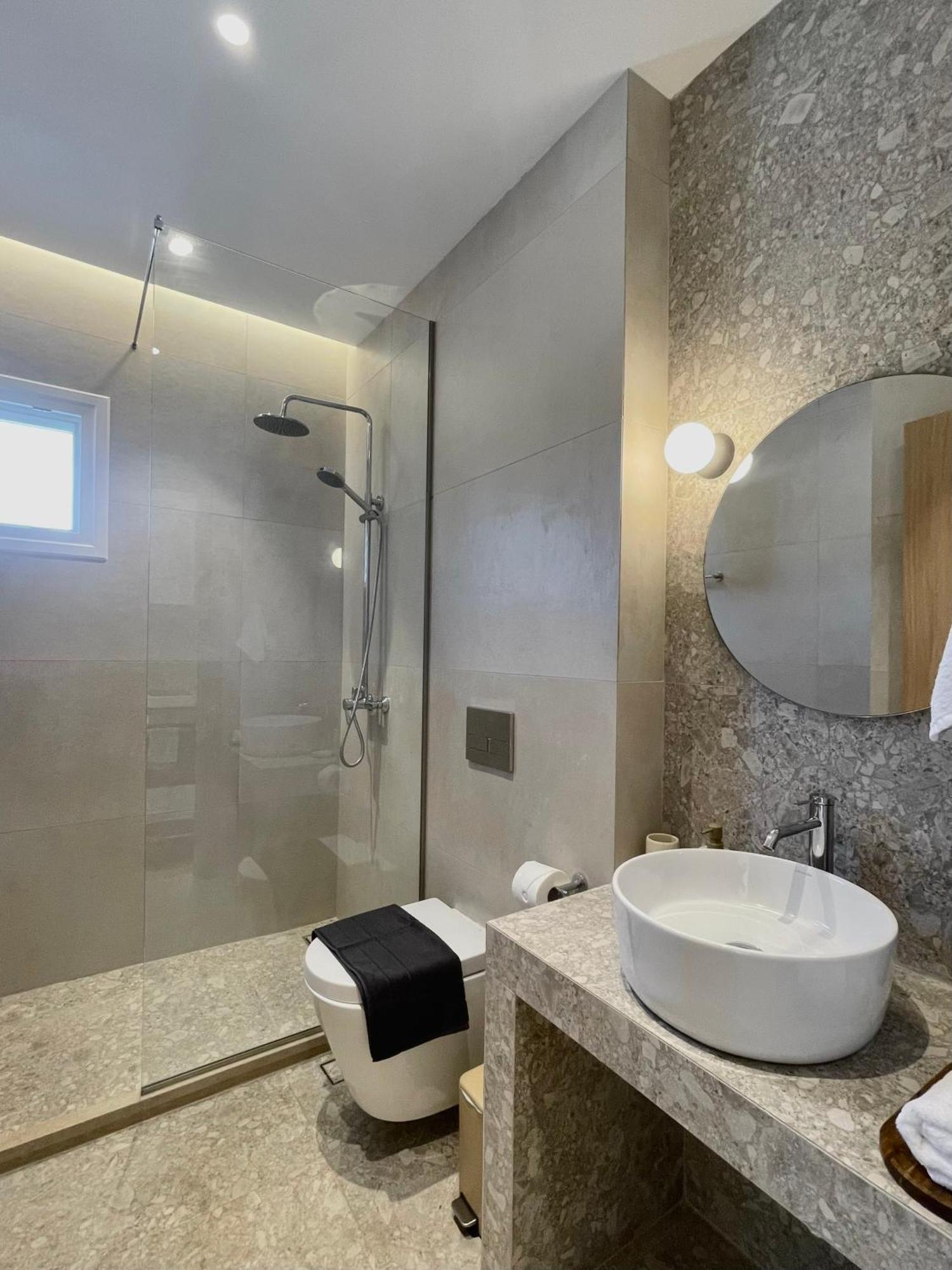 Staybridge Apartments, Mesongí المظهر الخارجي الصورة